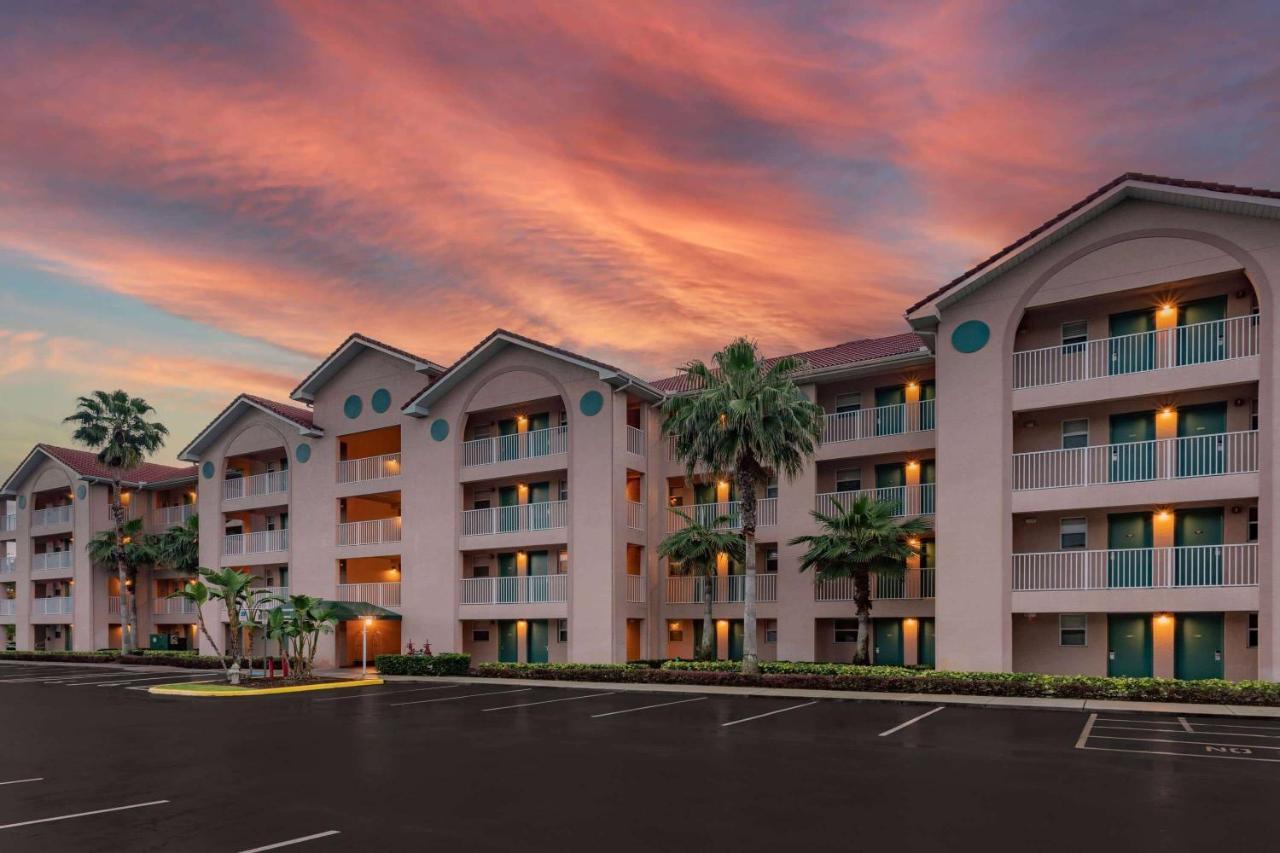 Vacation Villas 2, A Ramada By Wyndham Kissimmee Bagian luar foto