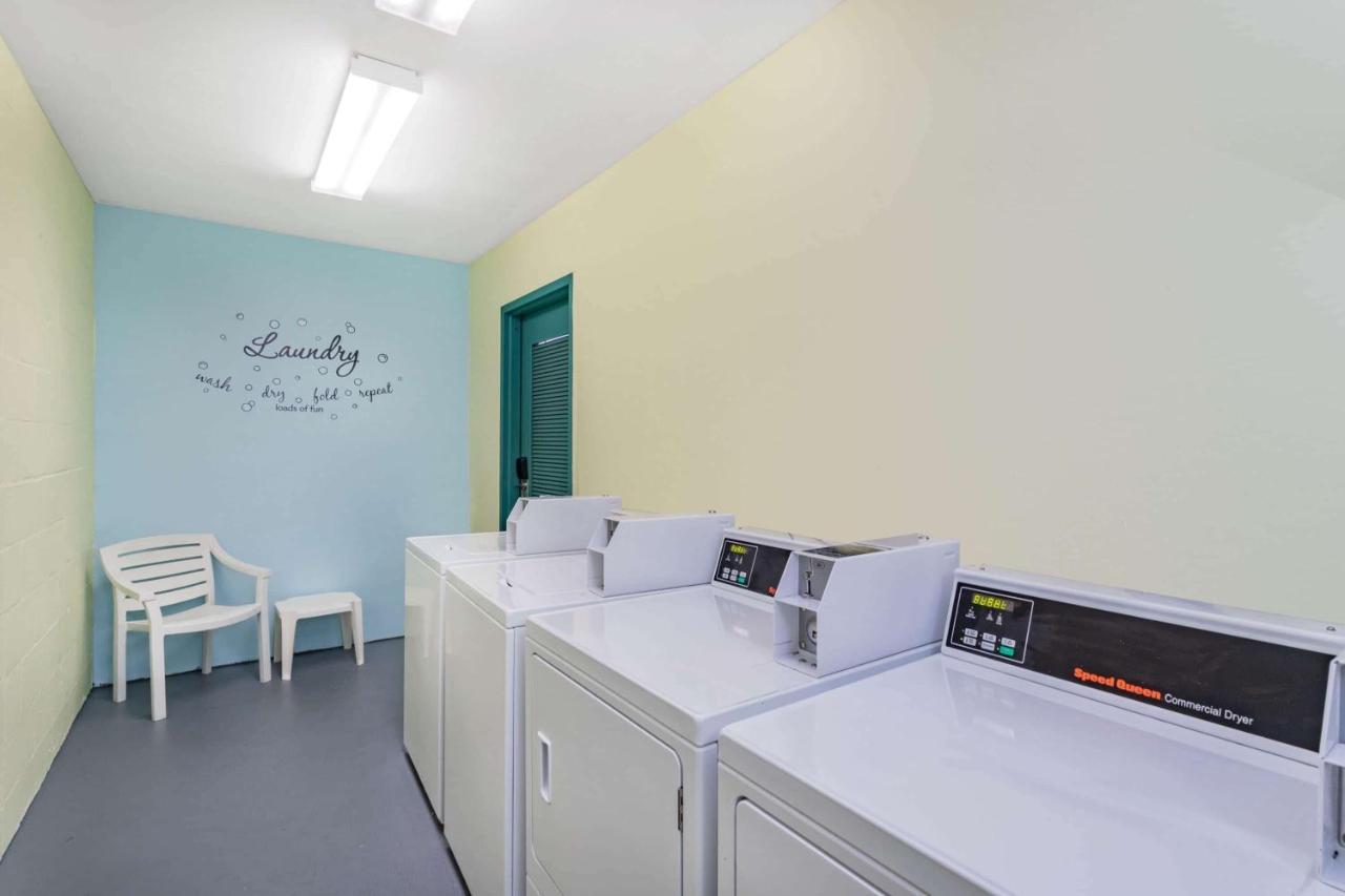 Vacation Villas 2, A Ramada By Wyndham Kissimmee Bagian luar foto